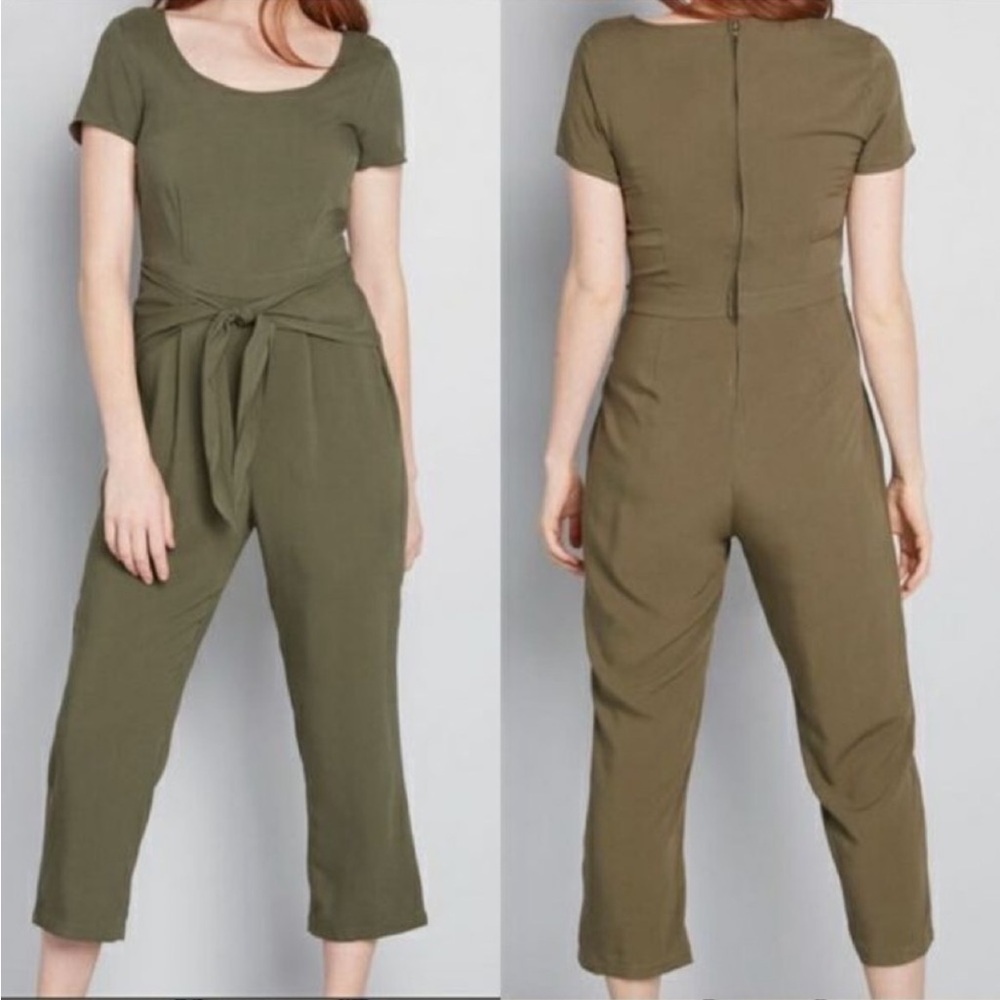 ModCloth Bay Area Believer Jumpsuit Size M